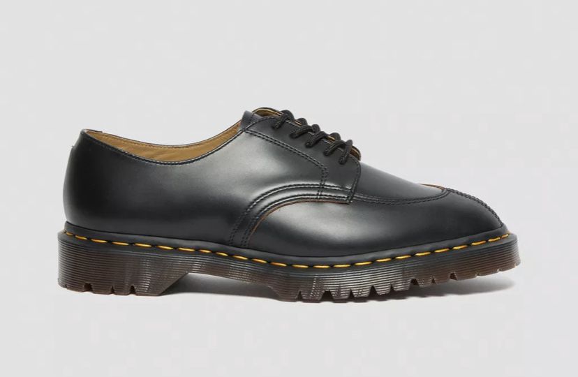Dr Martens 2046 Vintage Smooth Leather Shoes