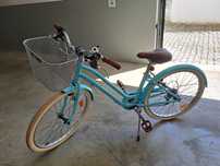 Bicicleta menina como nova