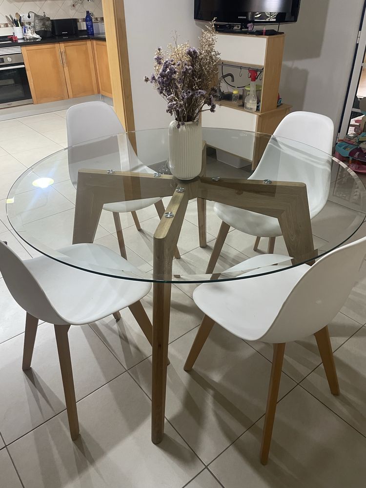 Mesa de vidro redonda