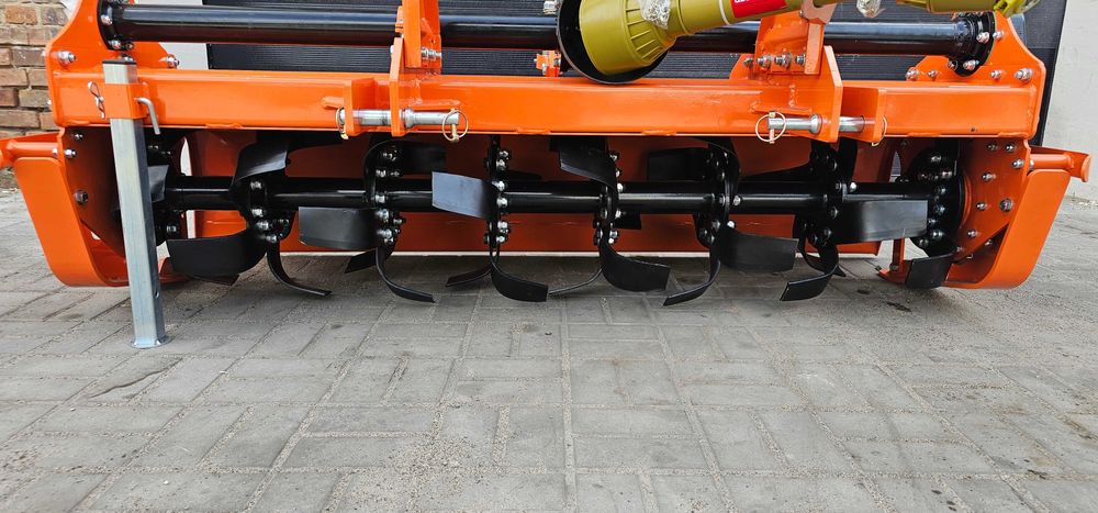 Glebogryzarka LGM 180 WOM gratis od PRODUCENTA