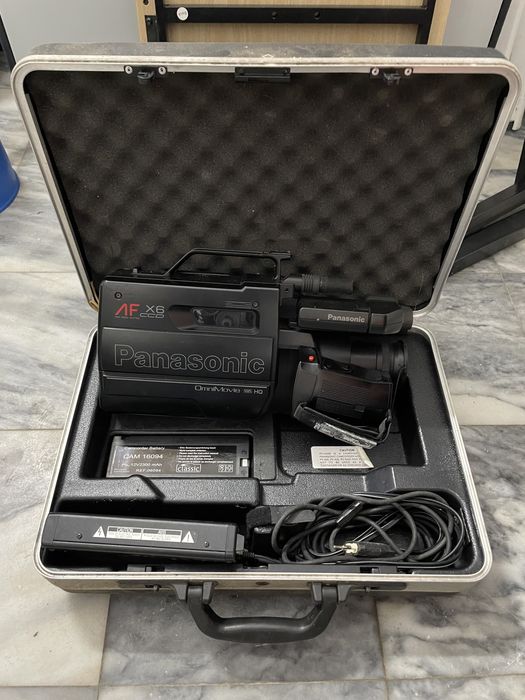 Máquina filmar Panasonic - OmniMovie PV400