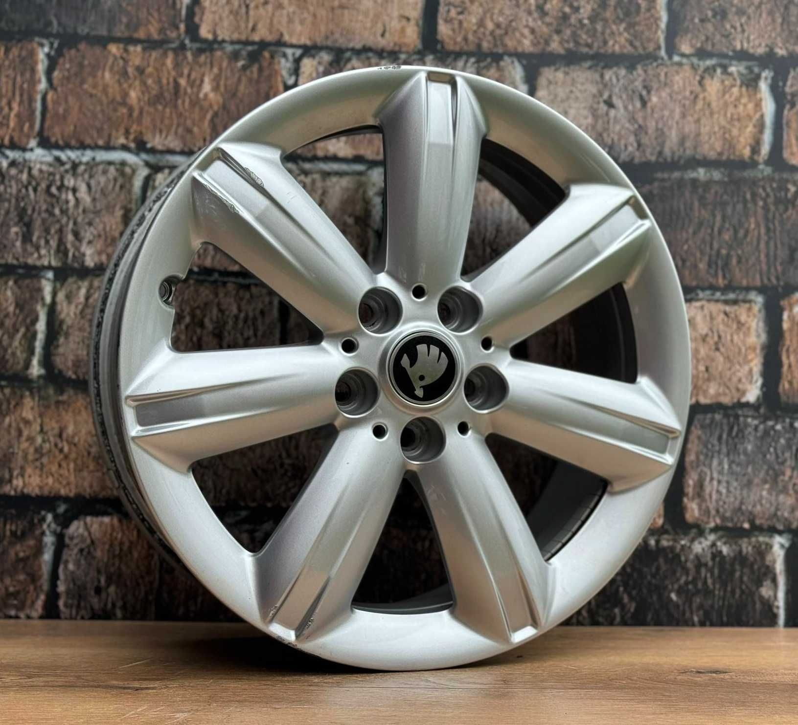 Alufelgi 5x112 r17 SKODA Kodiaq Octavia II III Superb Yeti Karoq 79#