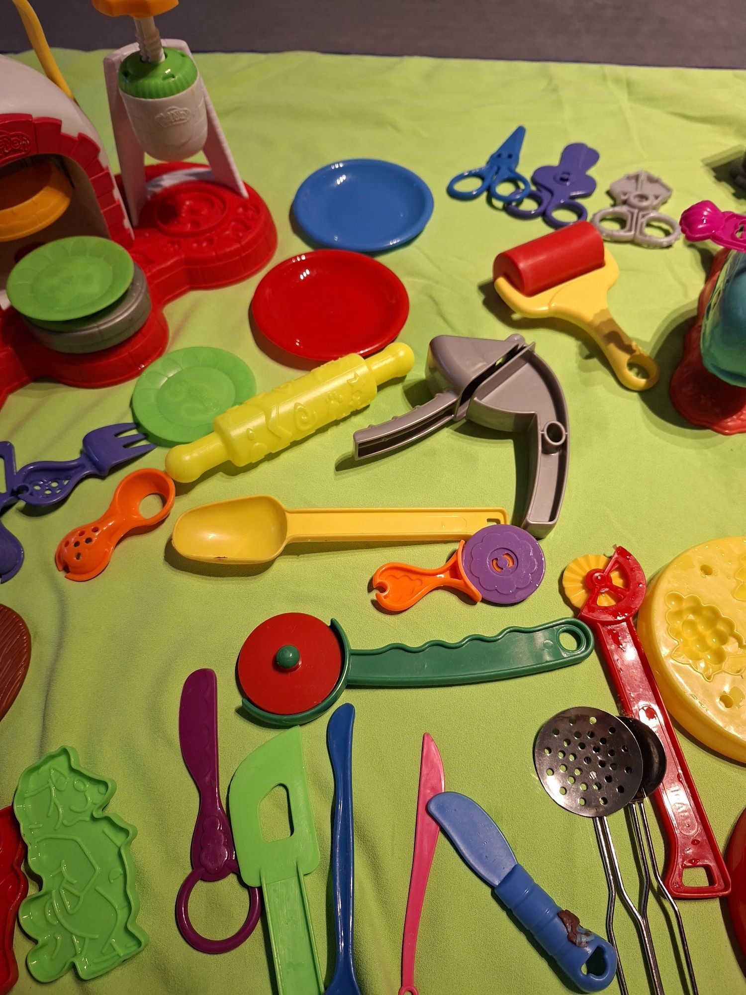Pizza piecyk ciatsolina Play- Doh + dodatki