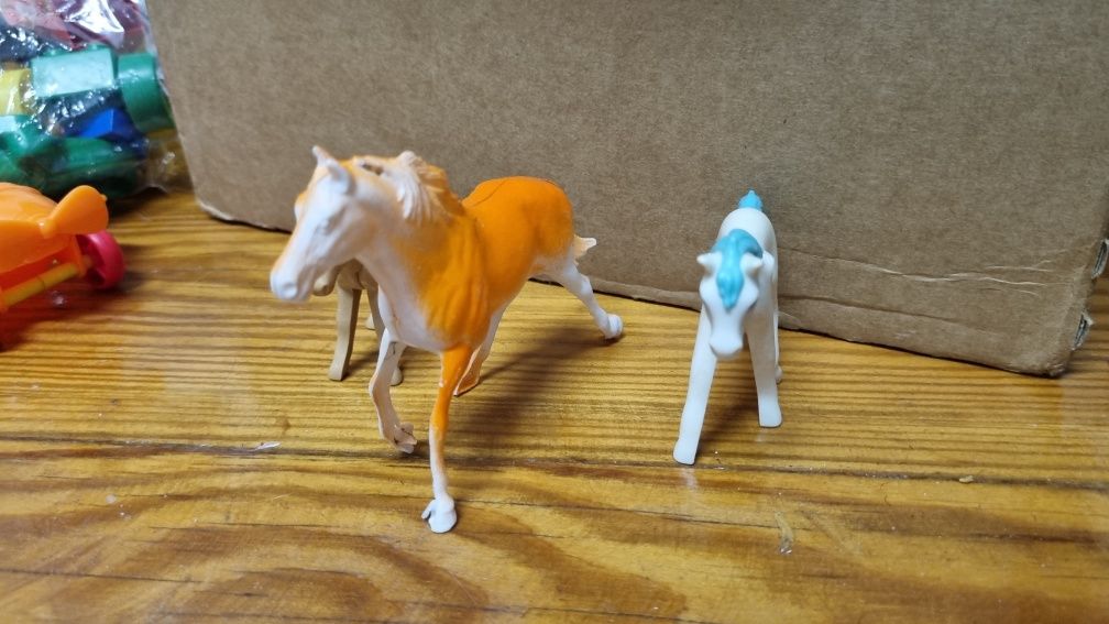 3 cavalos brinquedo