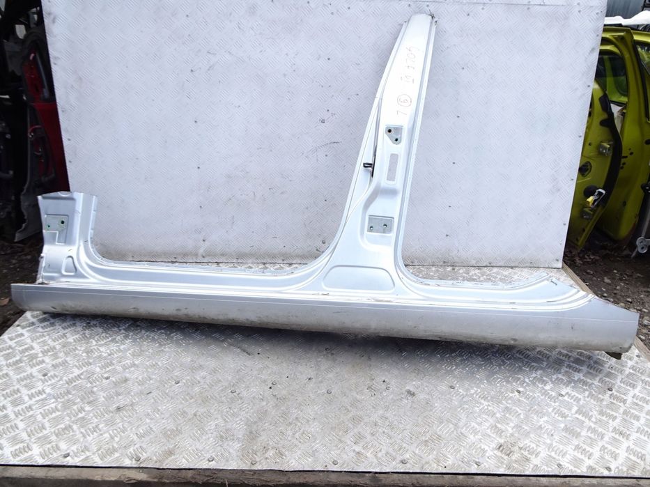 próg lewy volkswagen golf vi hb