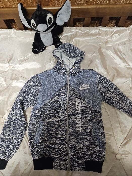 Кофты с капюшоном, худи 6-7 років