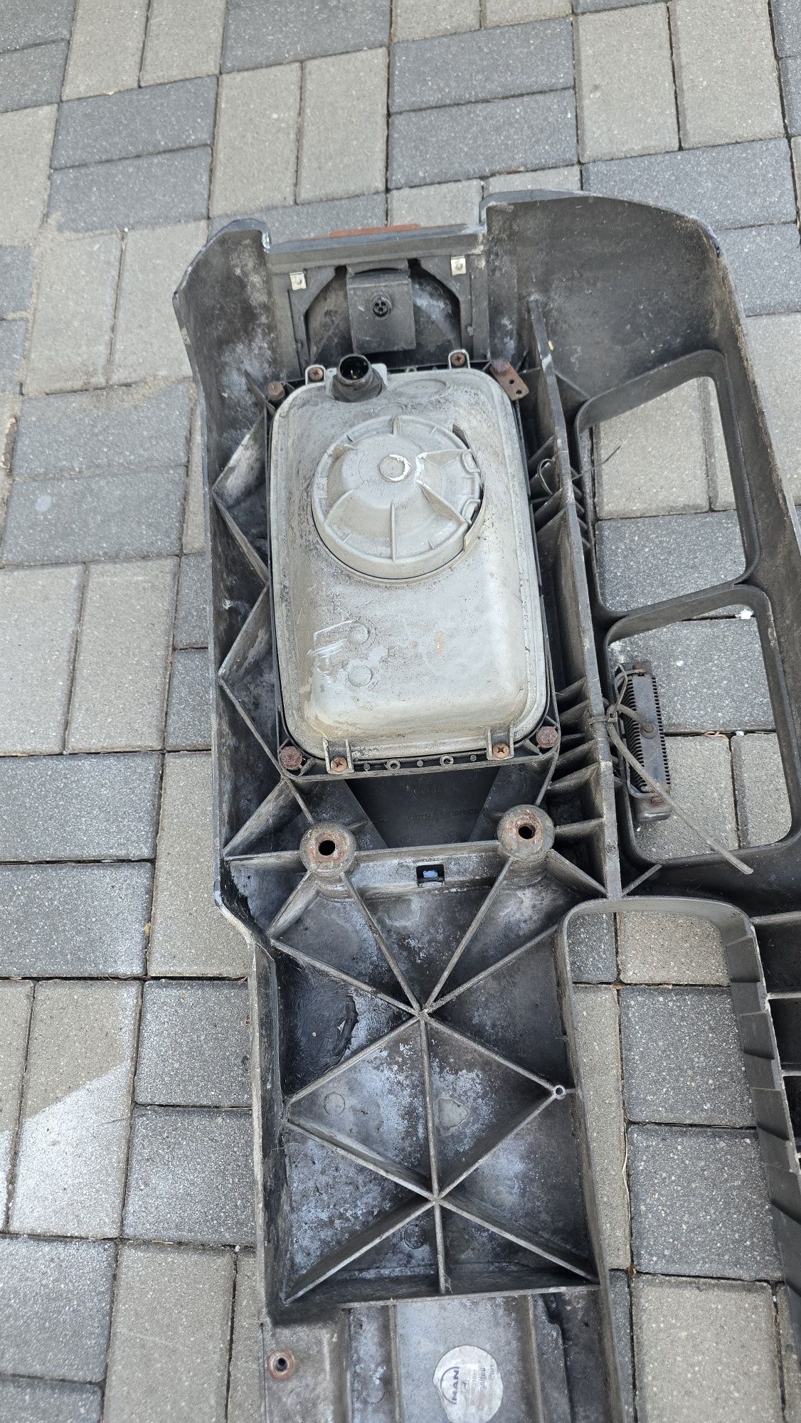 Man l2000 zderzak