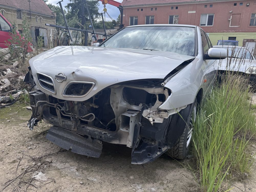 Nissan Primera P11 po stłuczce