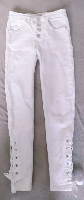 Białe spodnie , stan jak nowe , diverse, rozmiar 34