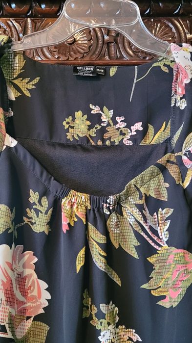 Sukienka w rozmiarze 46/48