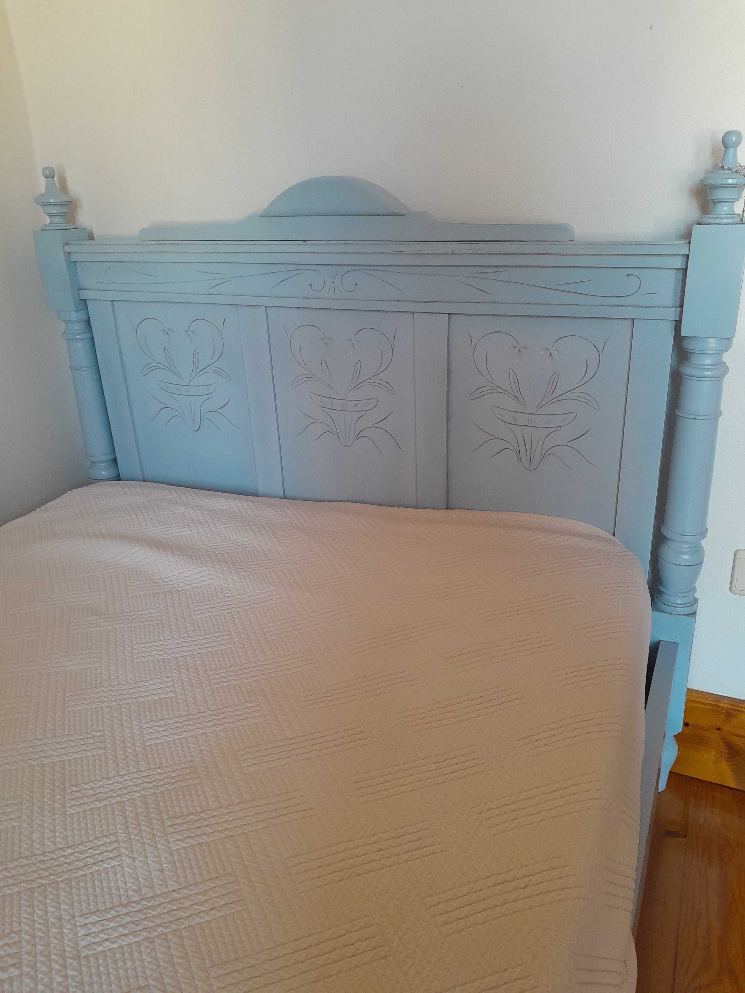 MÓVEIS Cama E Guarda Roupa