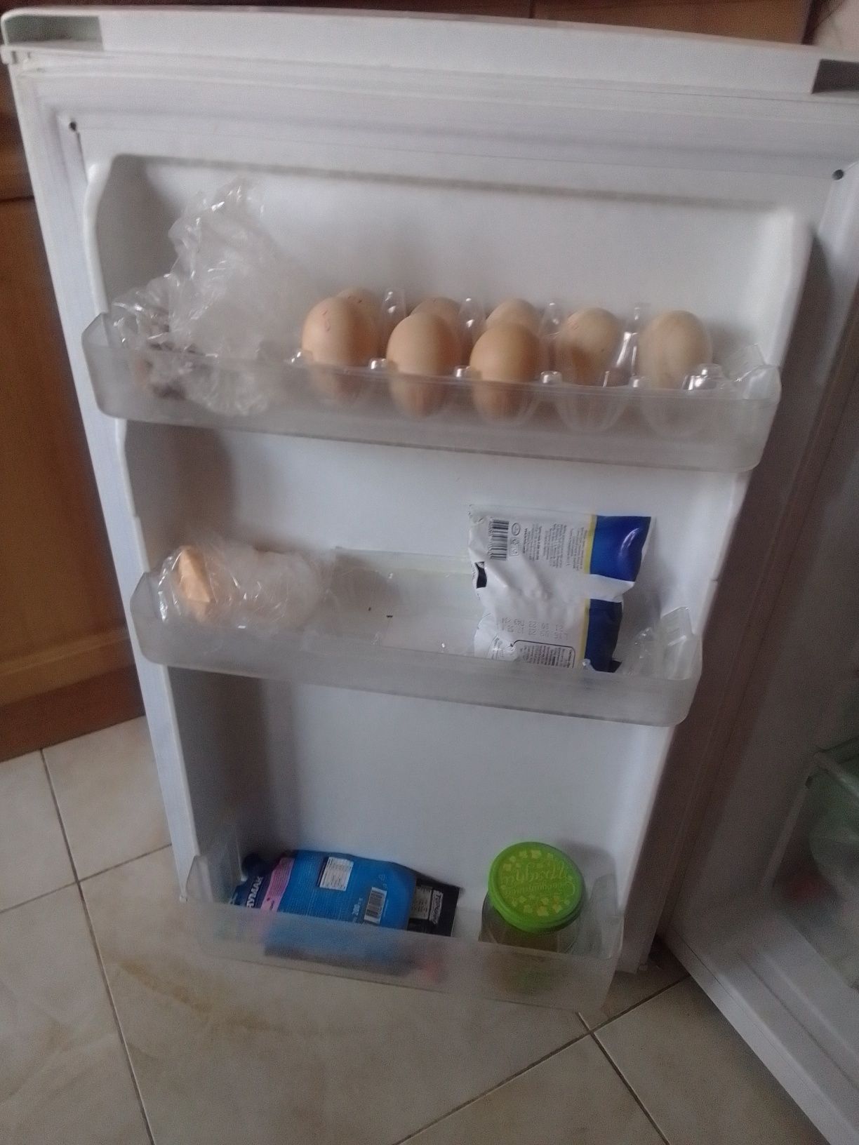 Холодильник с морозильною камерою