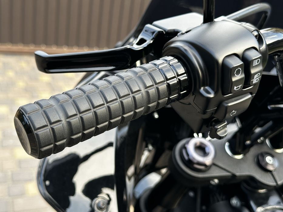 Harley Davidson Low Rider ST 2023