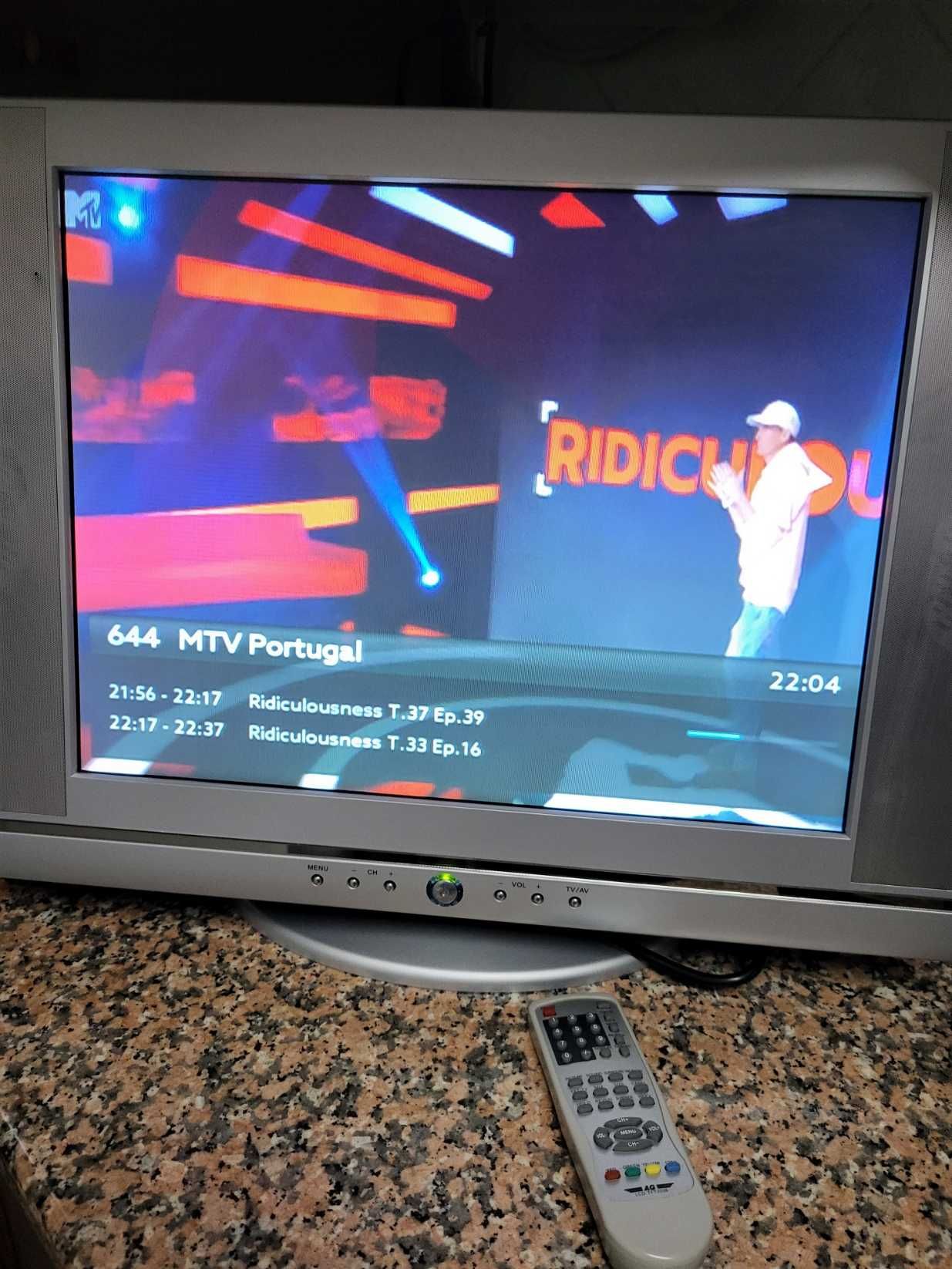 Monitor TV /PC AG Electronics + Suporte de parede articulável