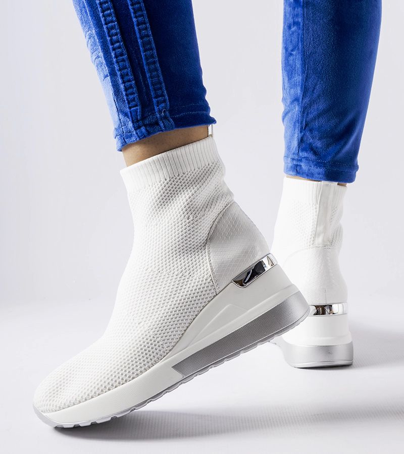 Białe materiałowe sneakersy na koturnie Casgio 41