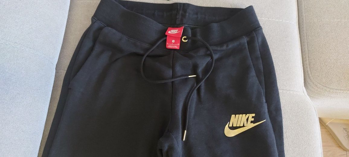 Spodnie dresowe Nike