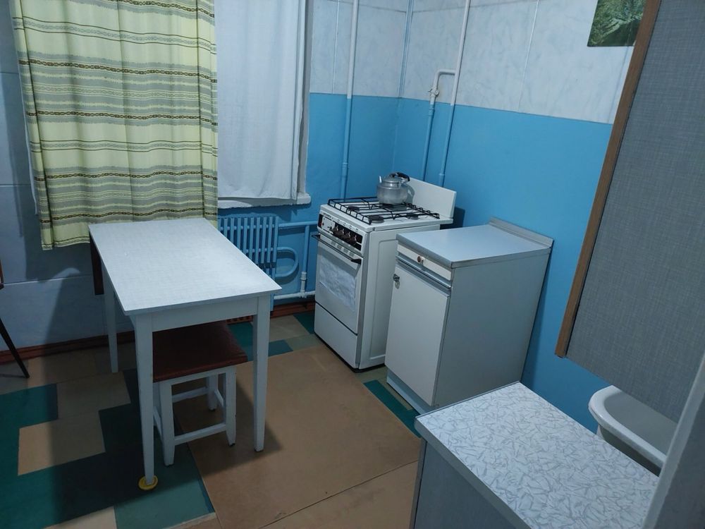 Продам 2х.ком. Каменское левый берег 3мик.4 эт.
