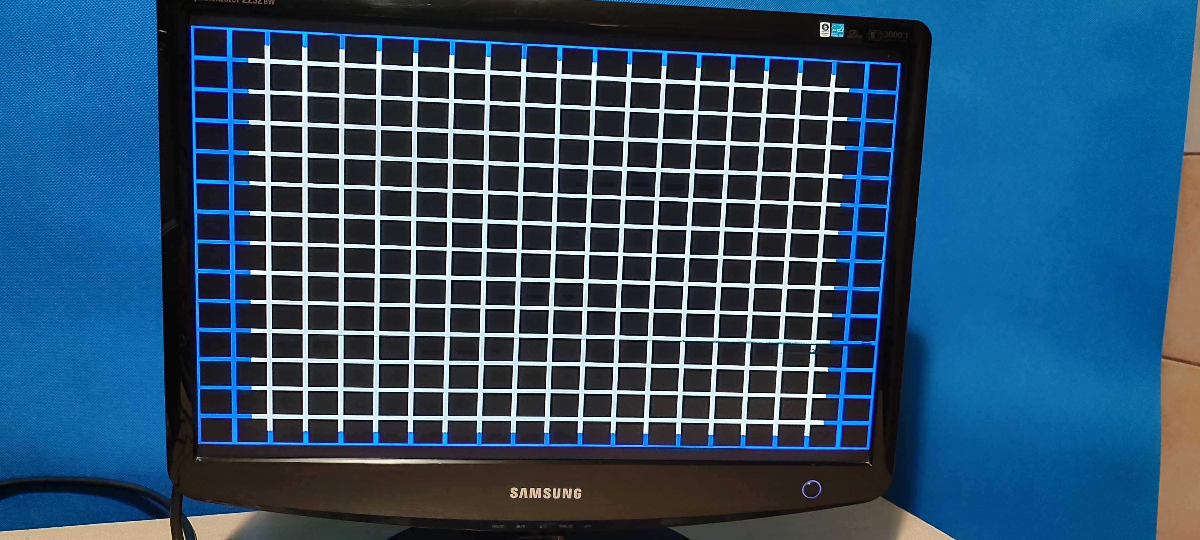 Tani monitor  Samsung - SyncMaster SM 2232BW.