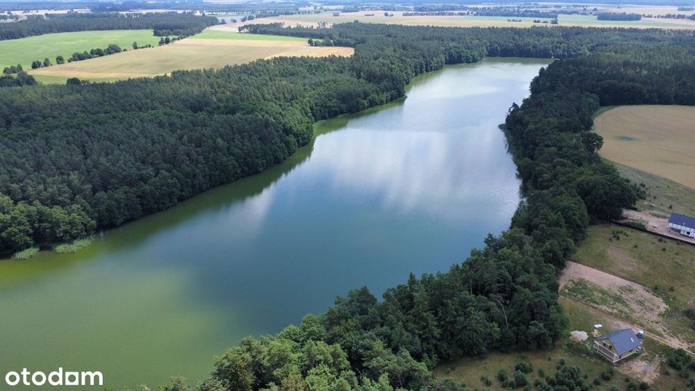 Dwie działki 2265 m² nad samym jeziorem – pierwsza linia brzegowa