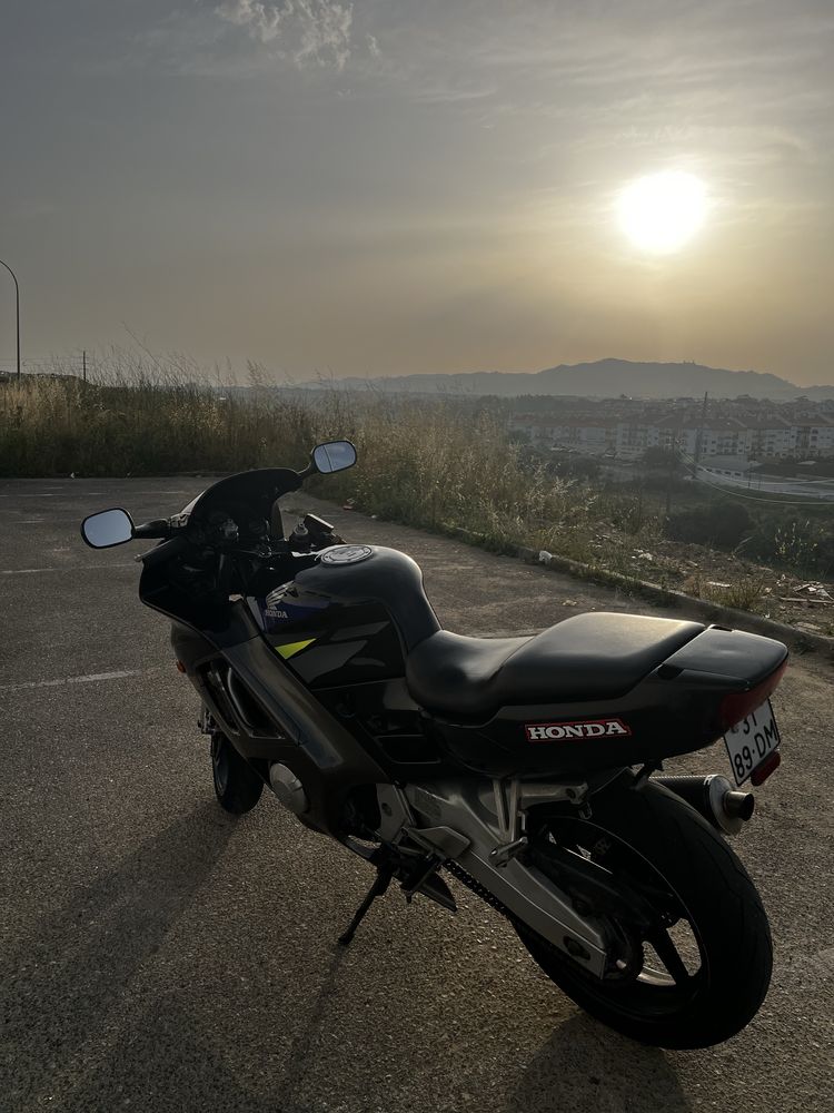 Honda Cbr 600 f2
