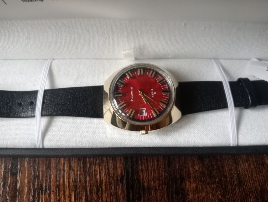 Zegarek Timex Q Timex 1972 Reissue