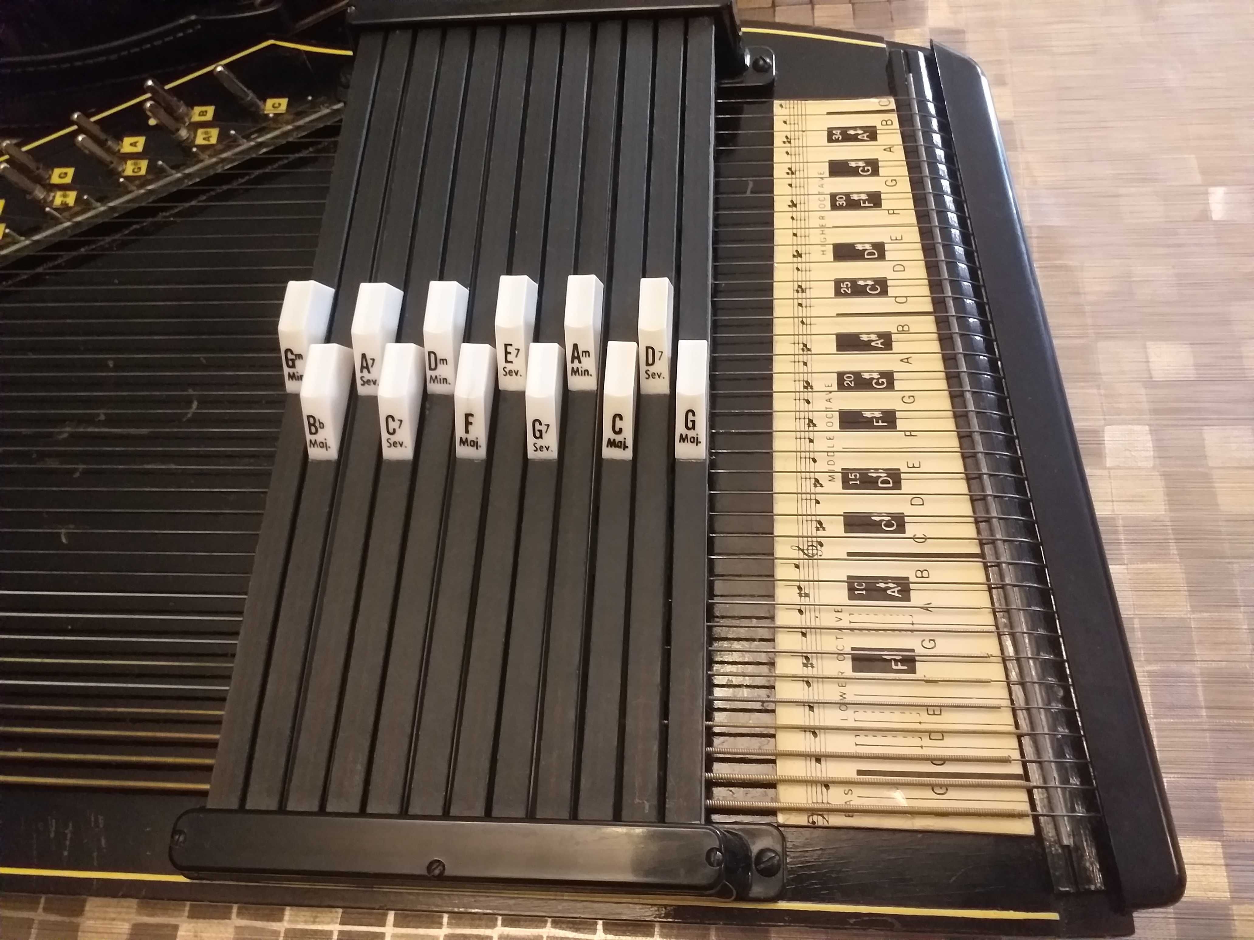 HARFA Autoharp by Oscar Schmidt