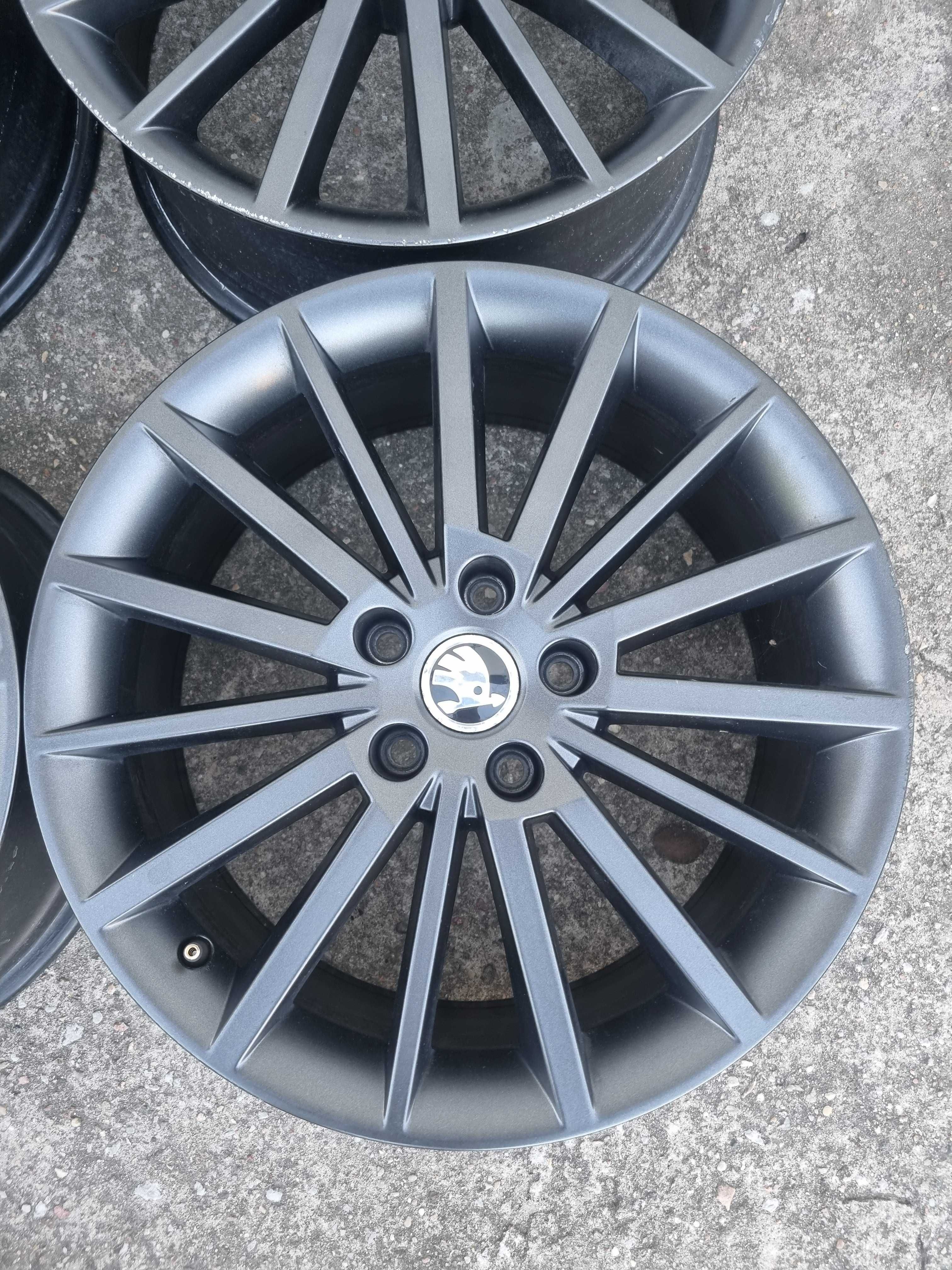 FELGI ALUMINIOWE 5x112 R18 7,5Jx 18 ET51 SKODA Octavia SuperB KPL FA72
