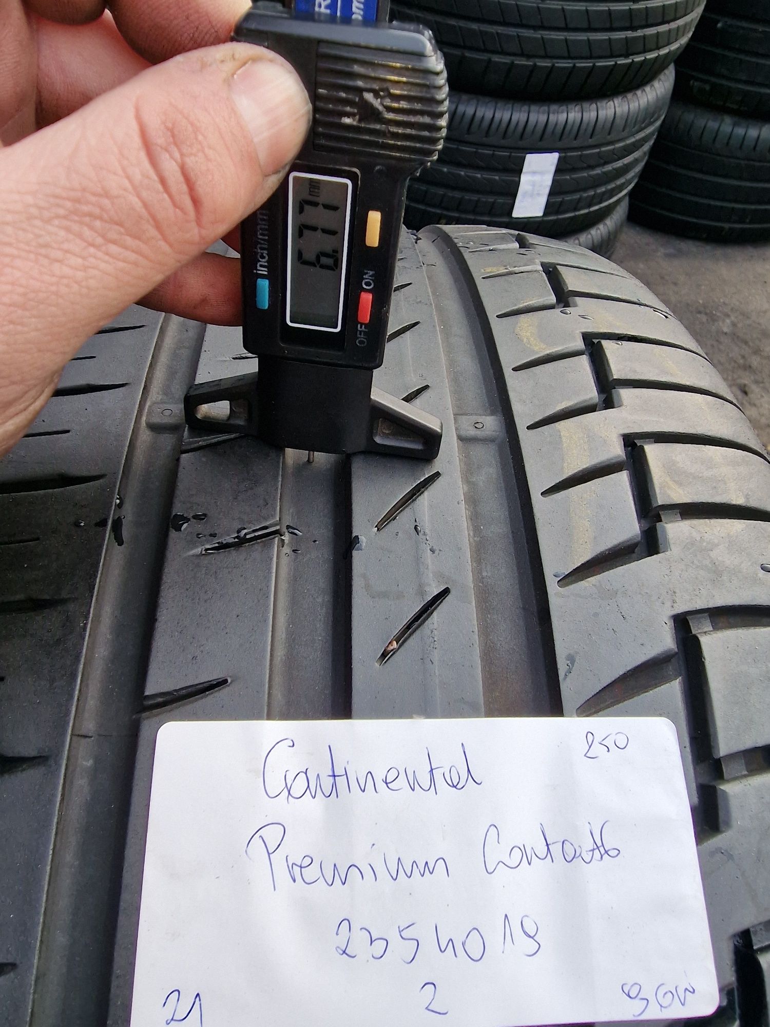 235/40/19 235/40R19 CONTINENTAL 2021 LATO