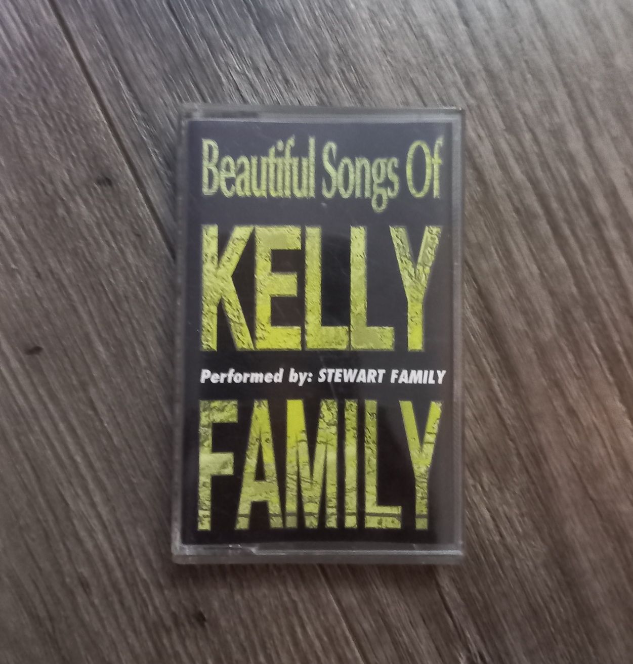 Kaseta magnetofonowa Kelly Family