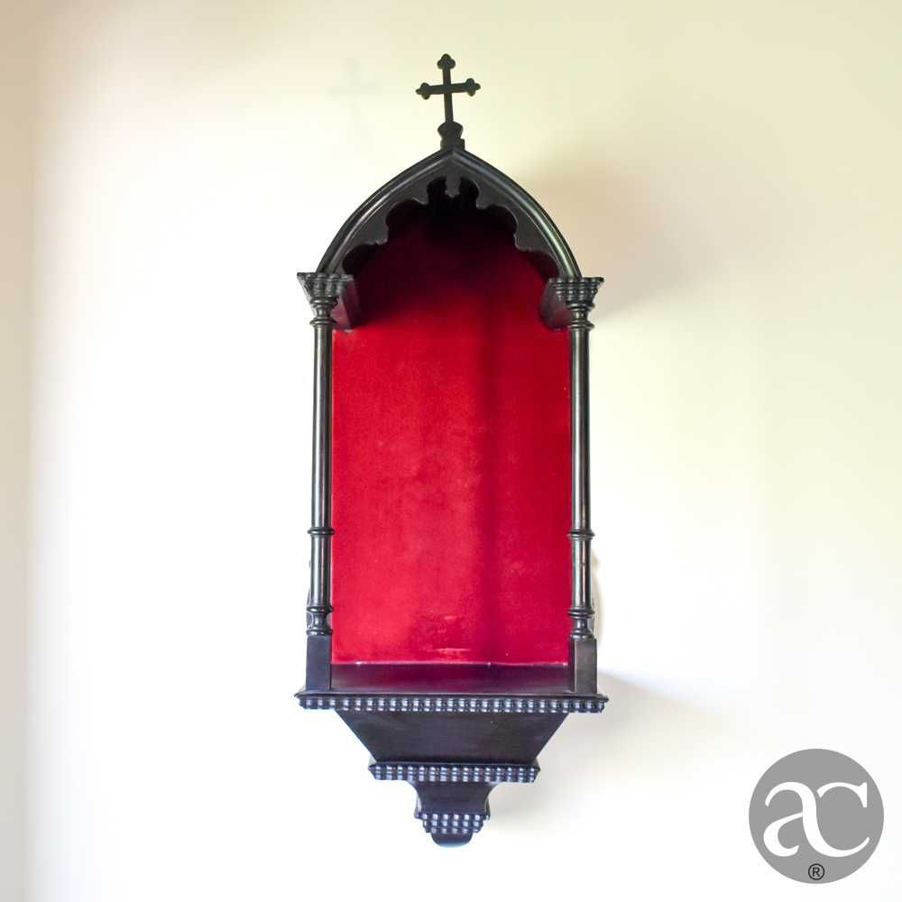 Oratório de suspensão em madeira, séc. XIX