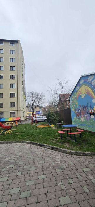 Двокімнатна квартира, Центр, вул.Довга, програми, постанови