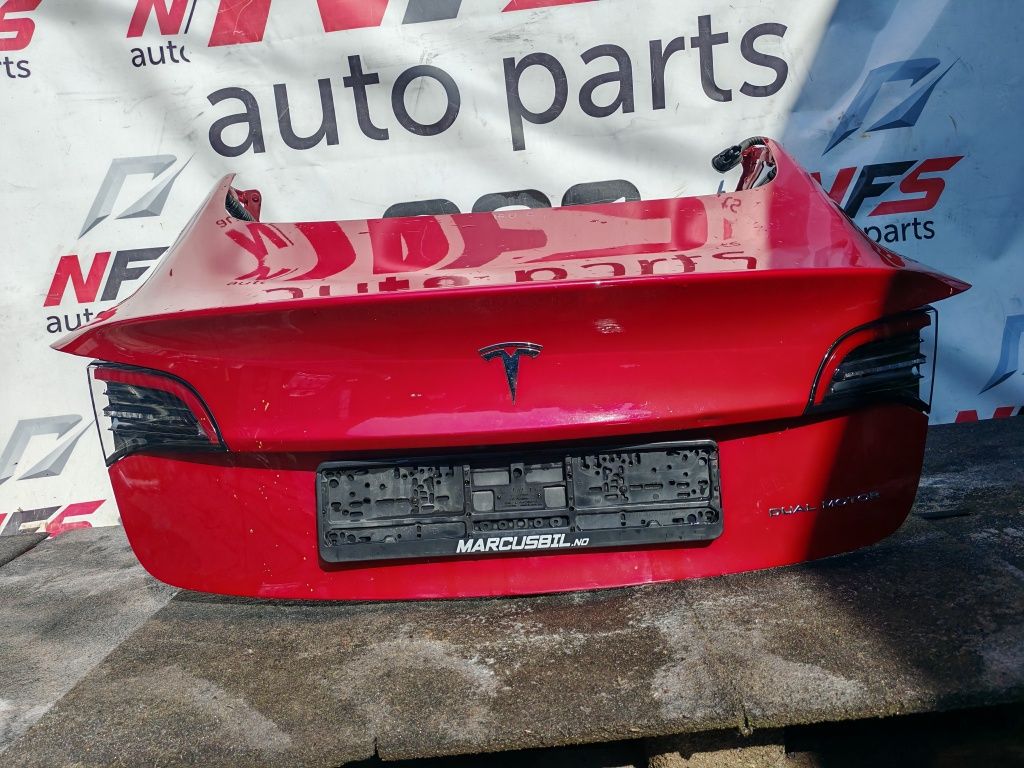 Ляда кришка багажника tesla model 3 dorest