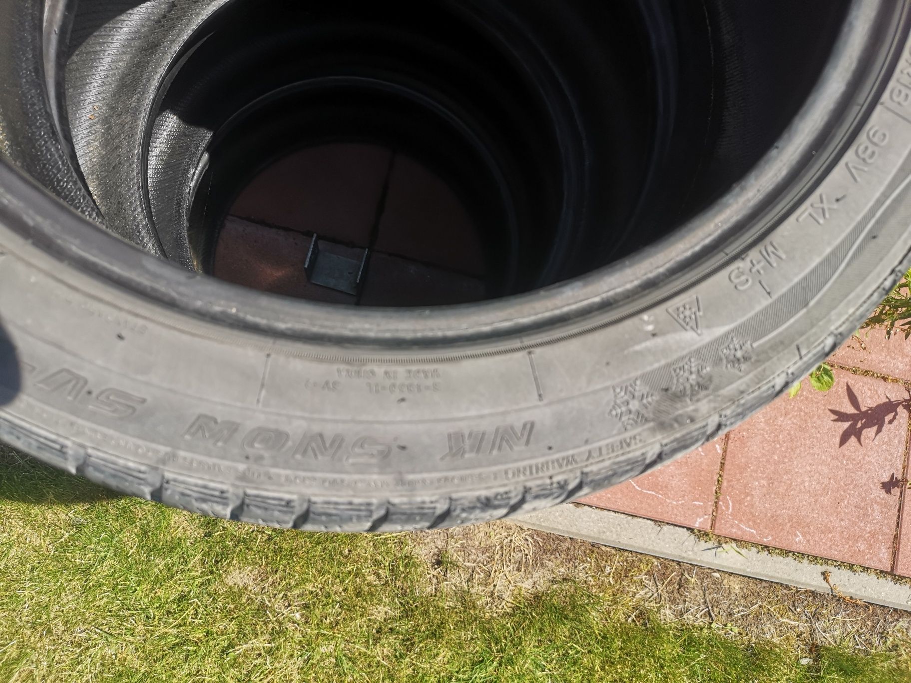 Opony 4szt Nankang SV-2 zimowa 235/45 R18 98V XL M+S