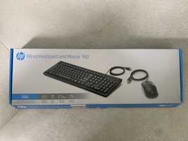 Teclado e mouse na caixa