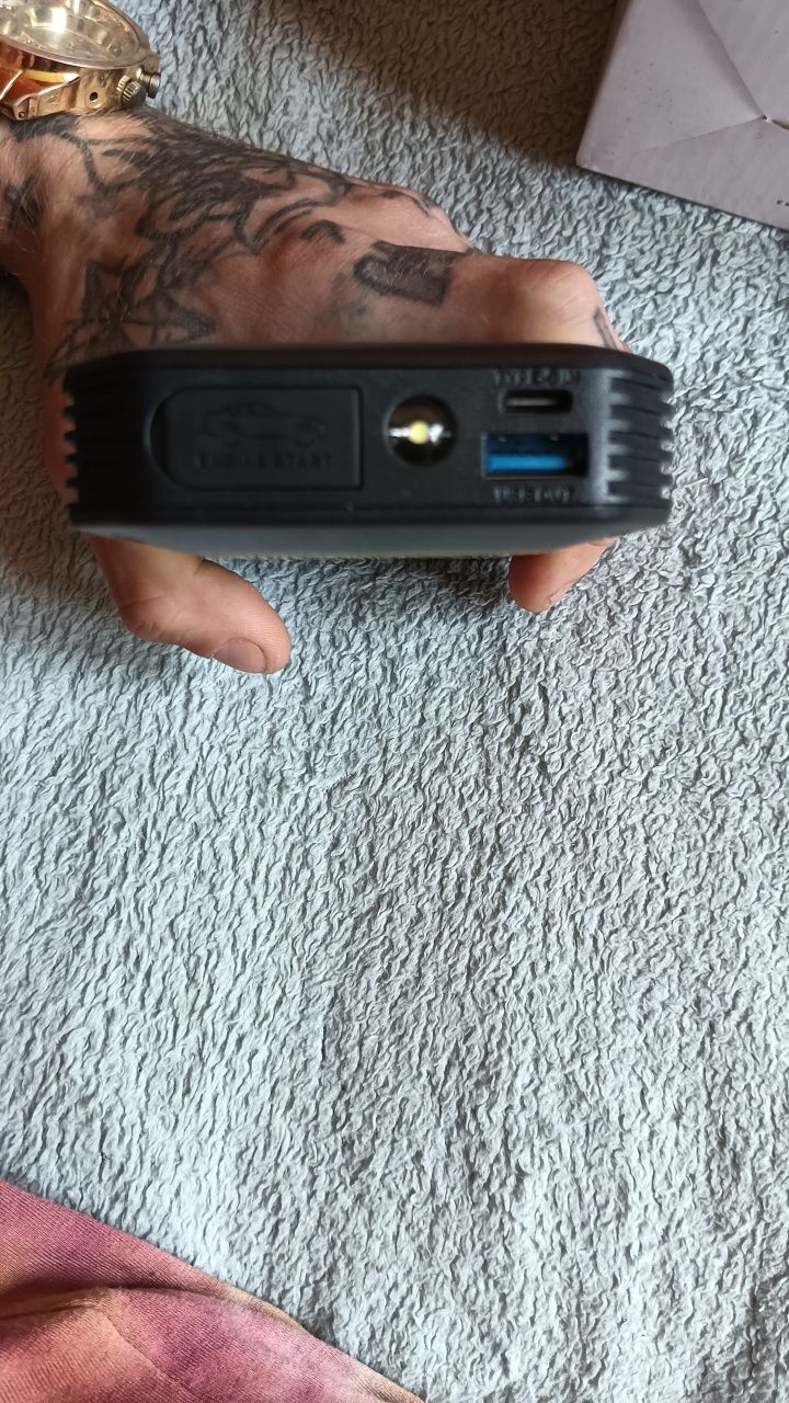 Powerbank samochodowy Nortec
