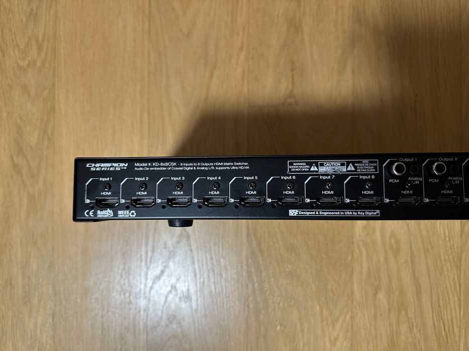 Rozdzielacz sygnału Matryca Video/Audio 8x8 HDMI Key digital KD 8x8csk