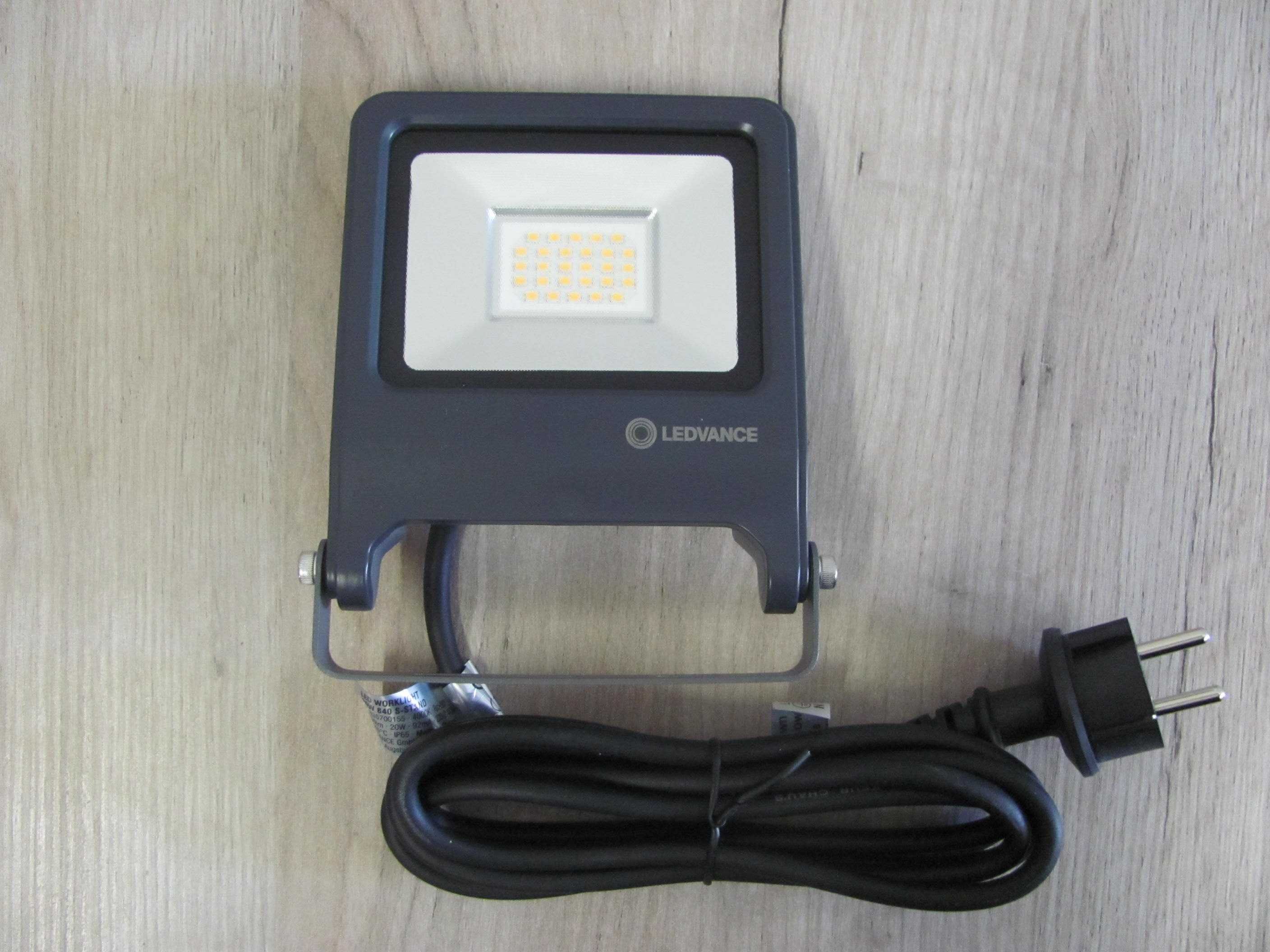 Lampa robocza LEDVANCE LED 20W IP65 1700lm