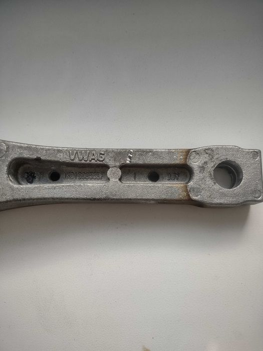 Подушка двигателя