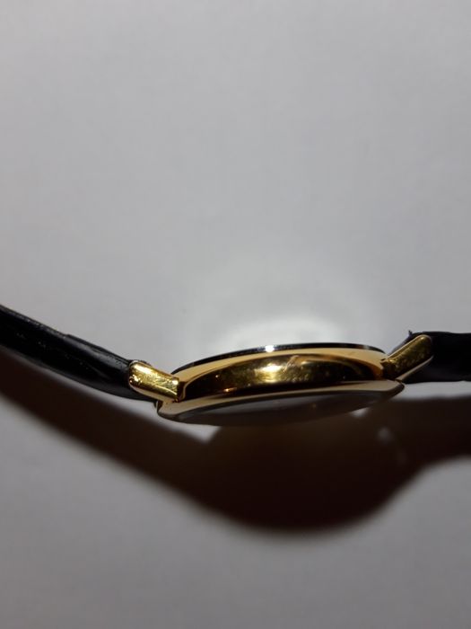 Продам часы ROAMER