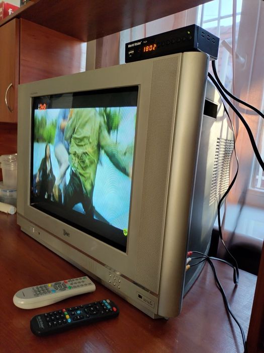 Телевізор Lg б/у.