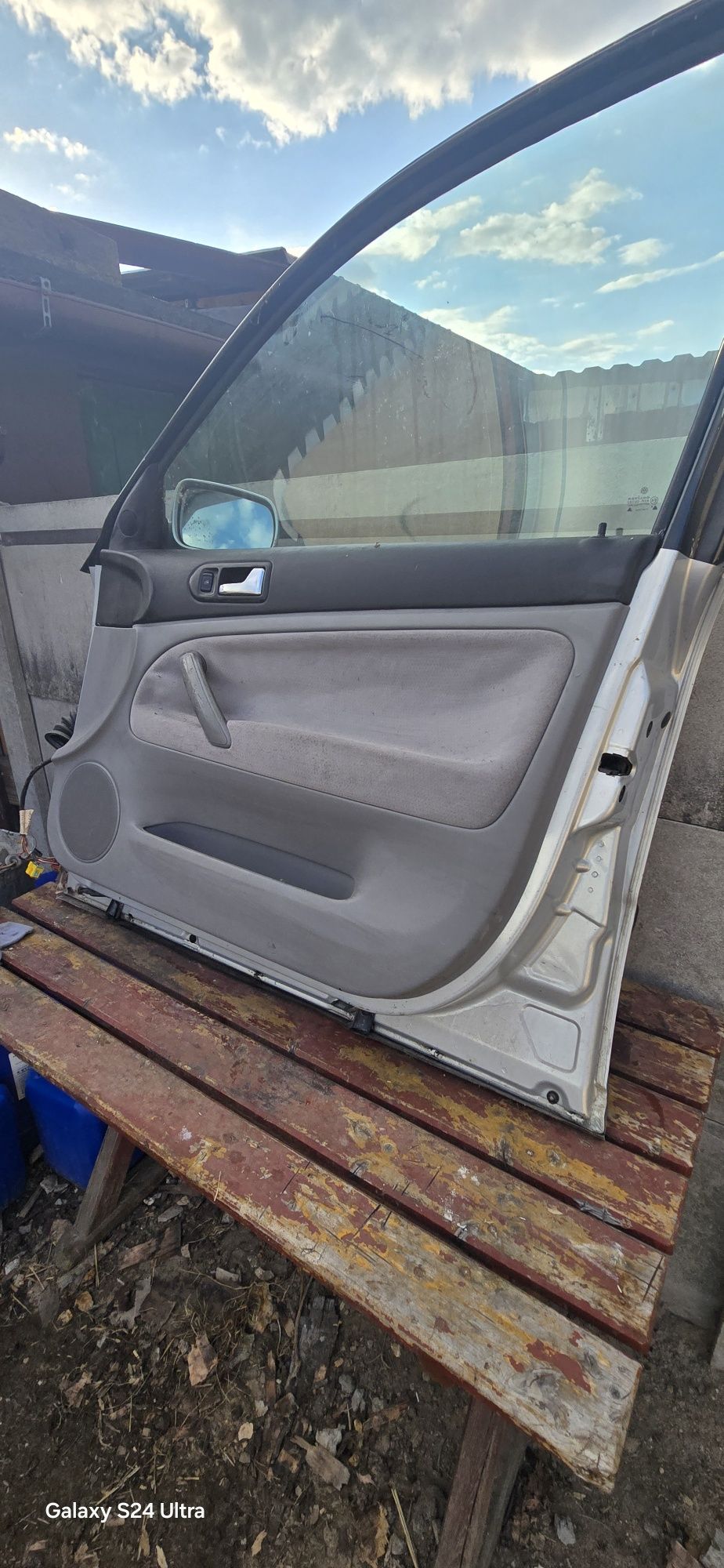 Drzwi vw Passat b5 sedan   prawe  lewe kpl