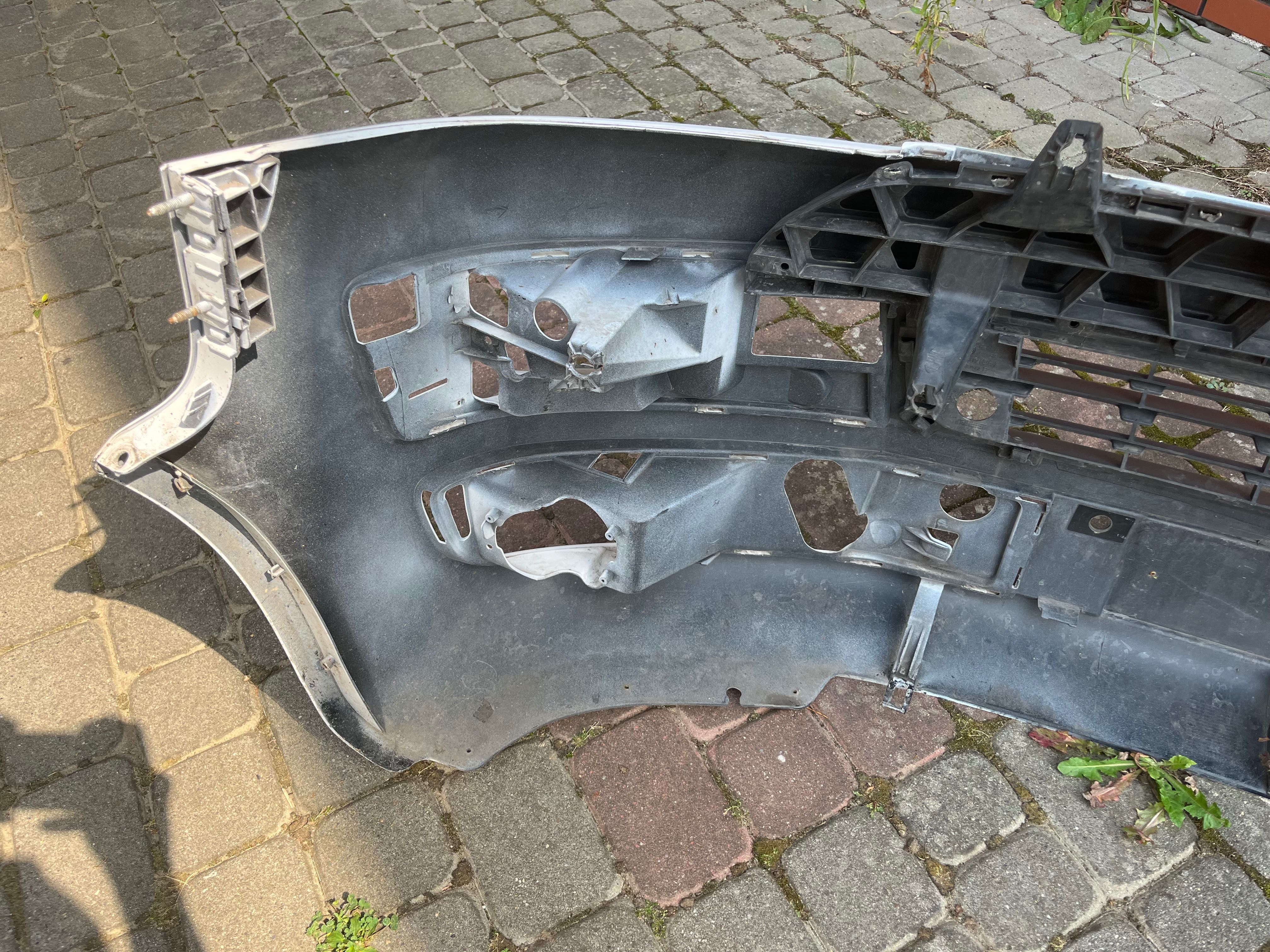 Zderzak przedni VW T5.1 Multivan edition poliftingowy