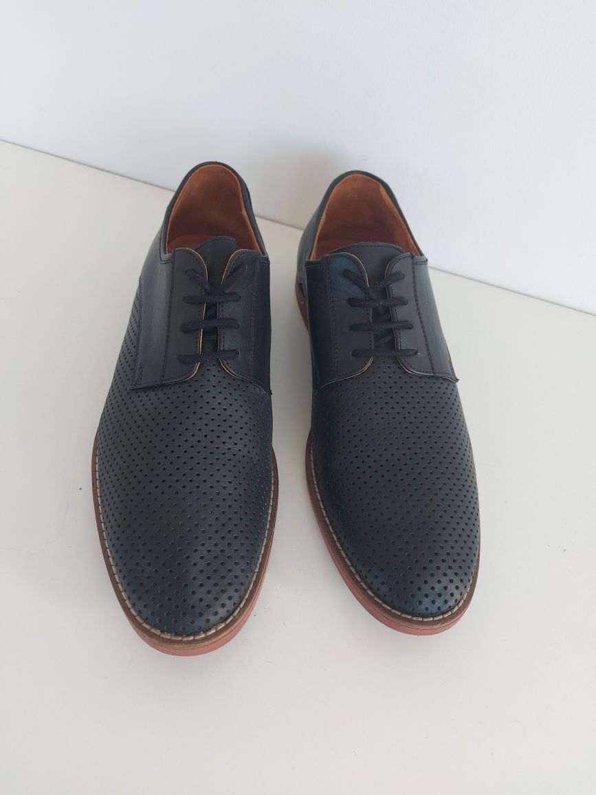 Buty męskie skórzane Gino Rossi w rozmiarze 42