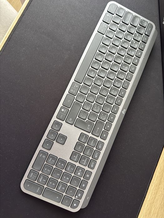 Logitech MX Keys PT como novo Windows/ios