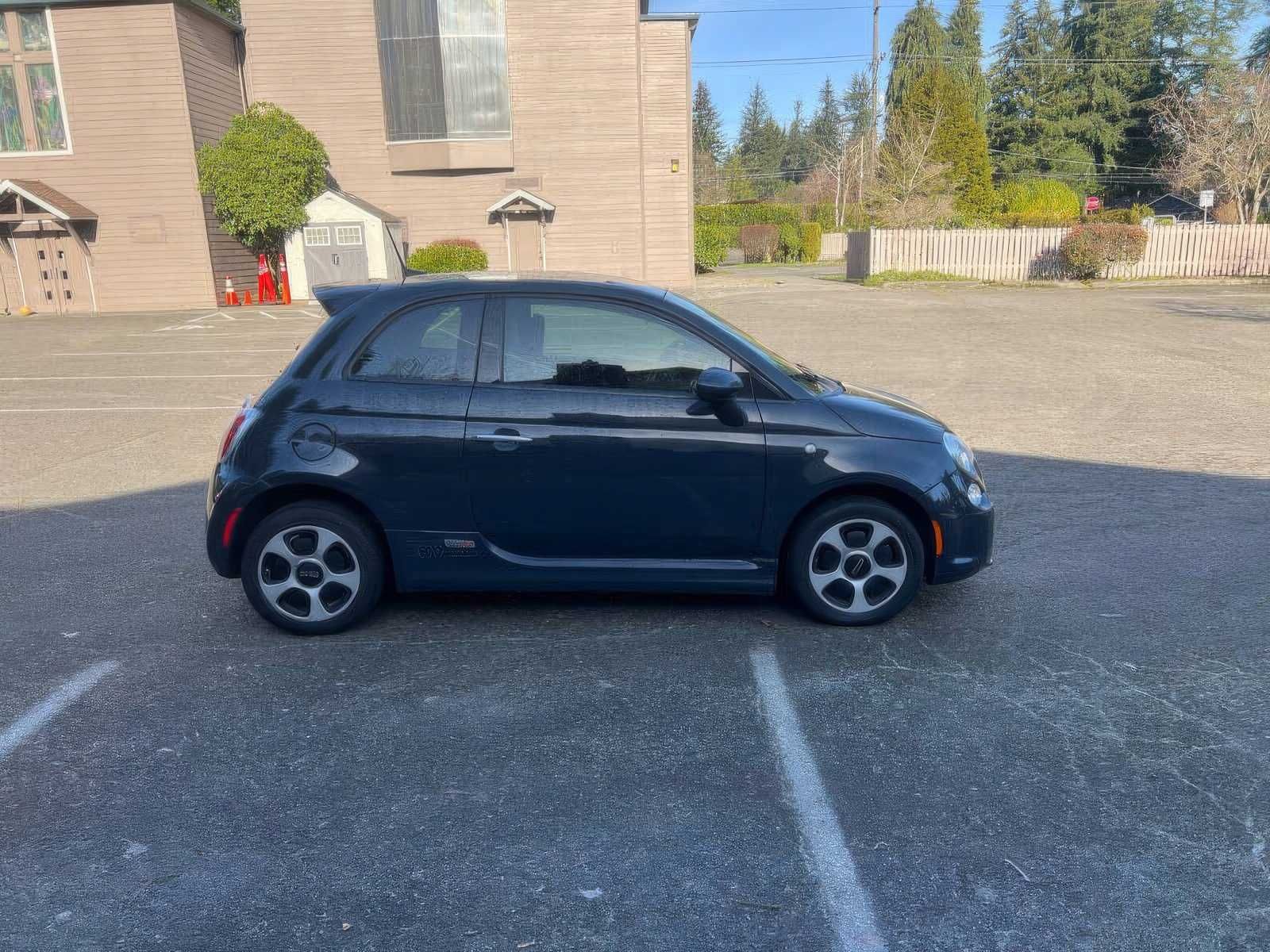 2016       FIAT   500 e