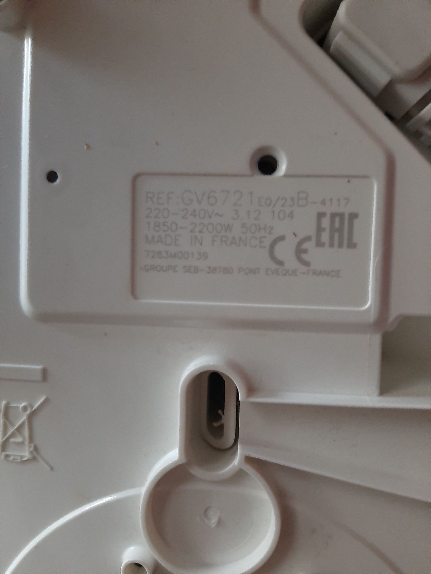 Ferro de engomar tefal