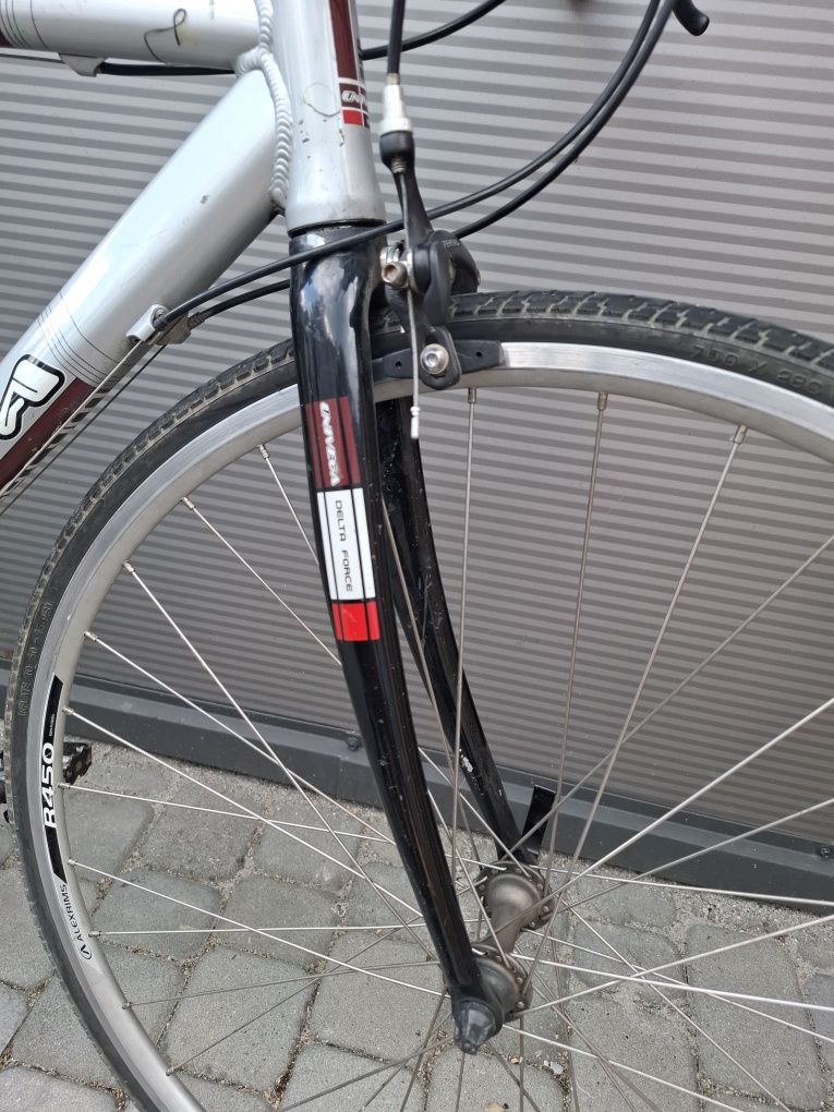 Rower crossowy fitness Univega vianova Shimano 22"