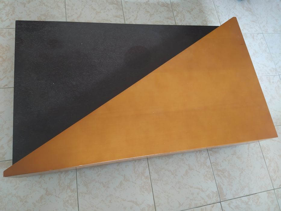 Mesa de centro moderna