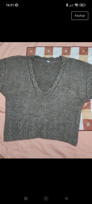 Várias camisolas quentes