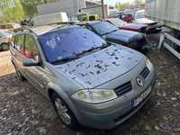 Renault Megane uszkodzony